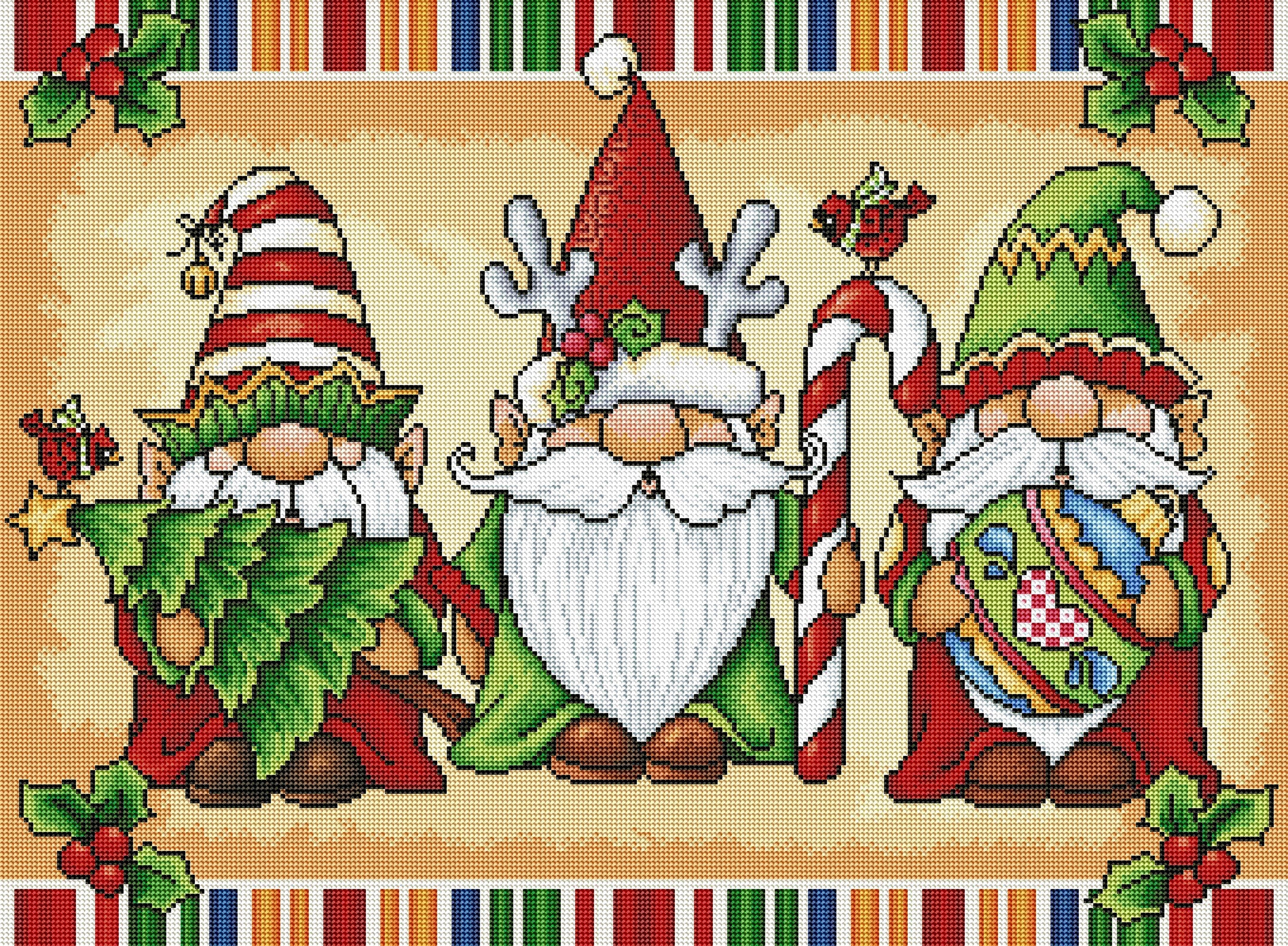 Christmas Gnome Trio Q9